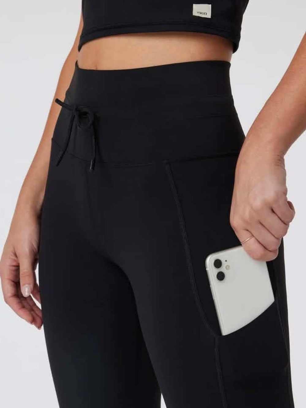 Vuori Daily Pocket Leggings, NEW ($98)! - Picture 3 of 7